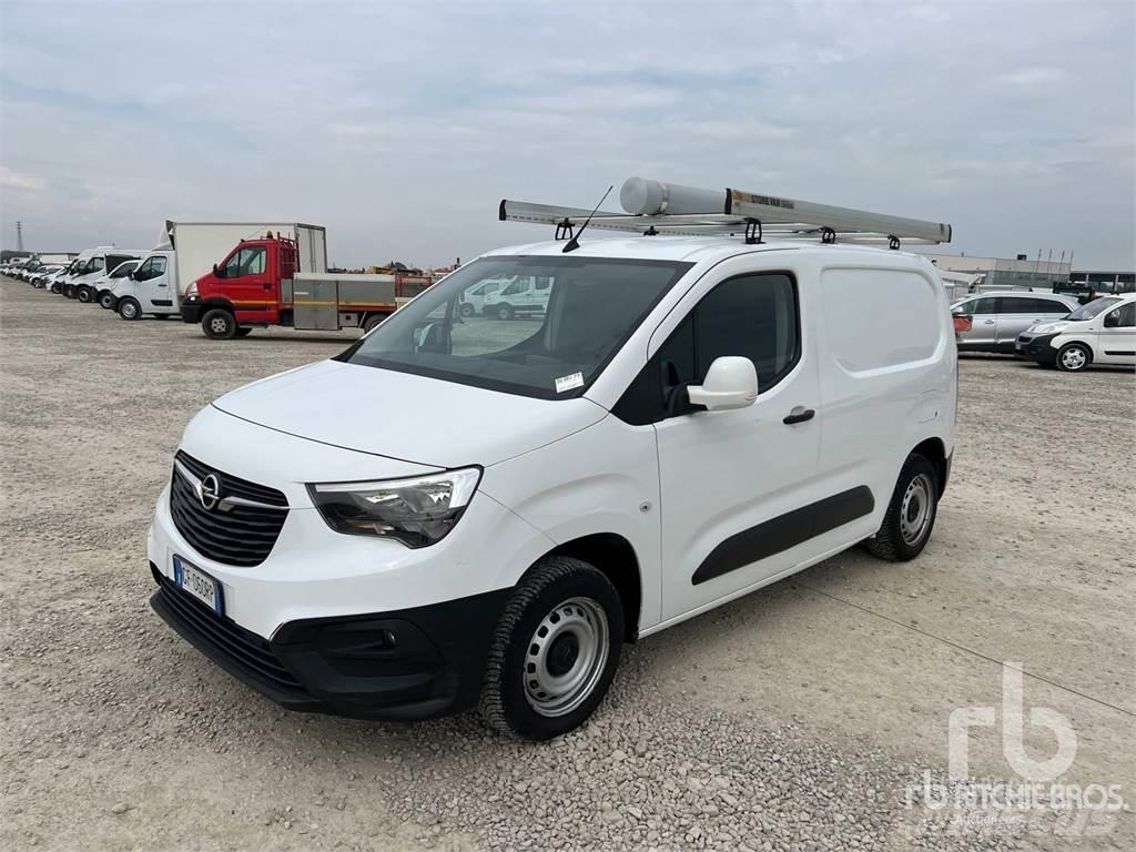 Opel COMBO Carrinhas de caixa fechada