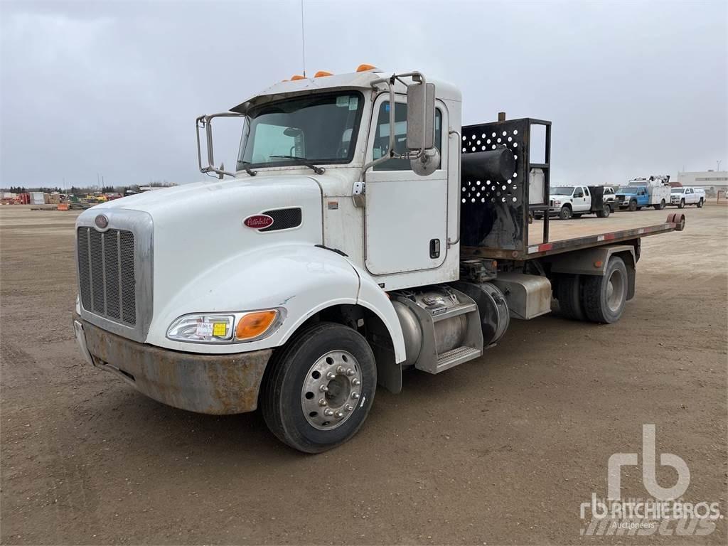 Peterbilt 330 Camiões Ampliroll