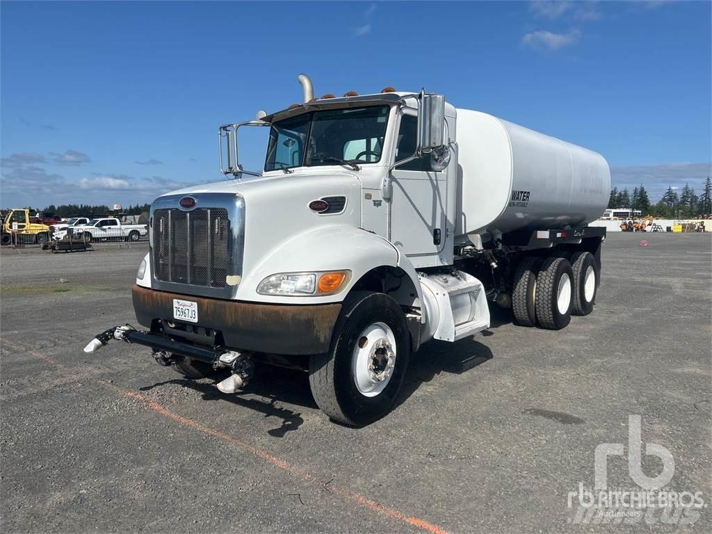 Peterbilt 348 Auto-tanques