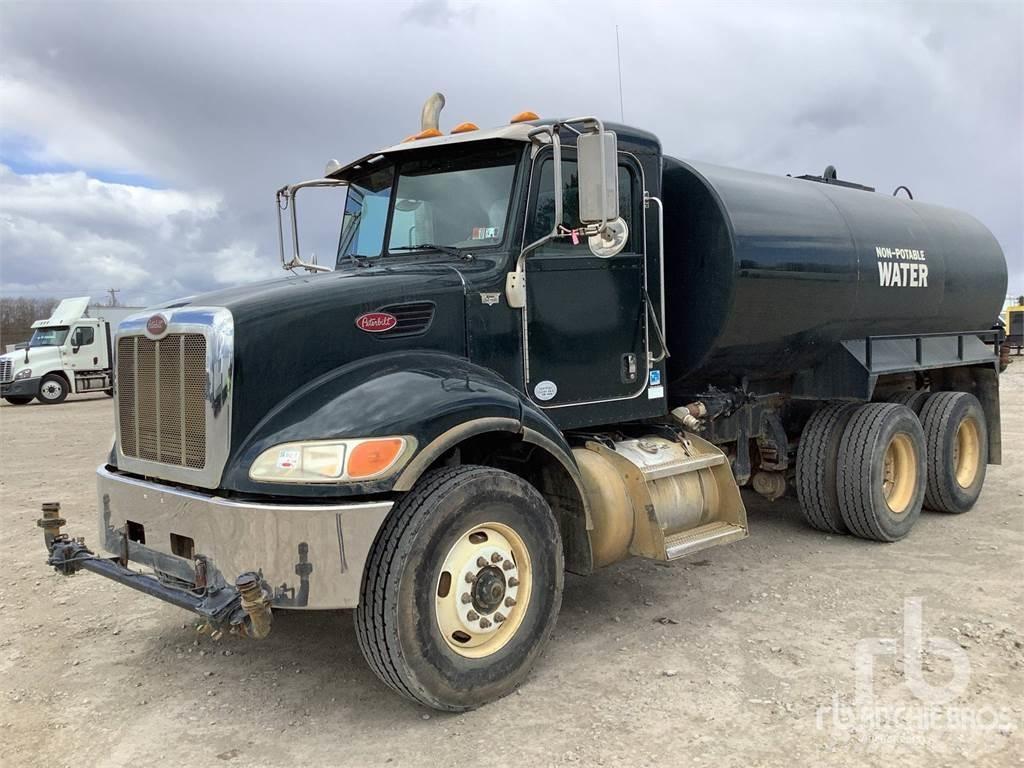 Peterbilt 348 Auto-tanques