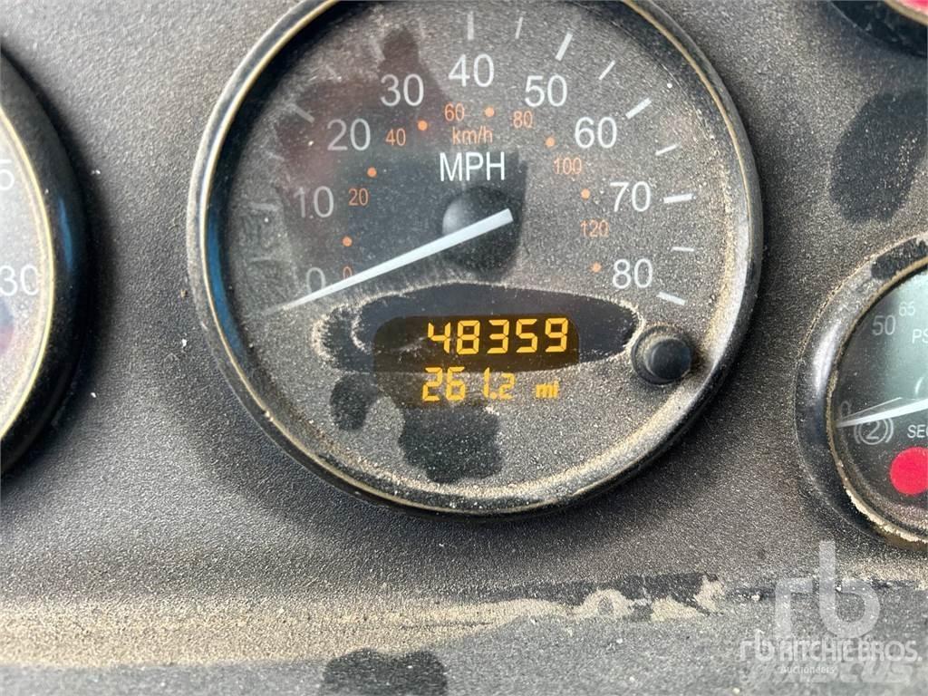Peterbilt 348 Auto-tanques