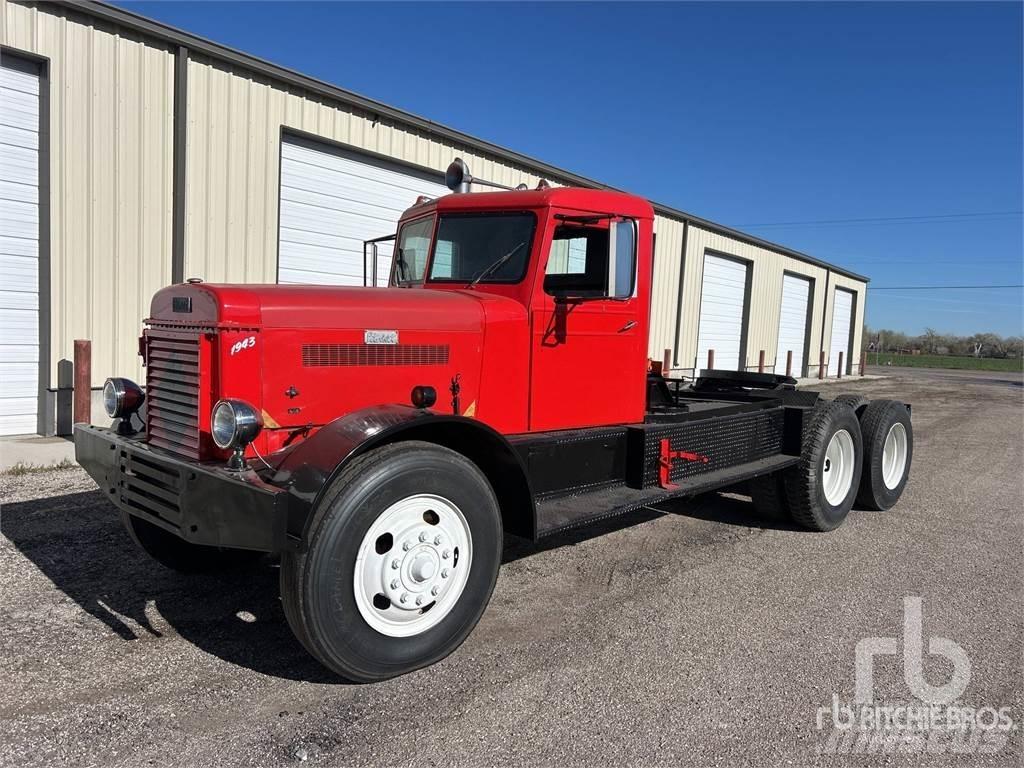 Peterbilt 354DT Cavalos Mecânicos