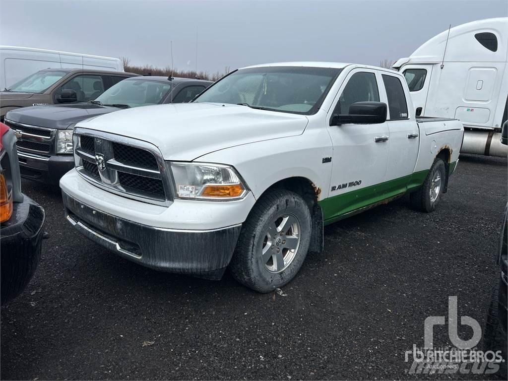 RAM 1500 Pick up de caixa aberta