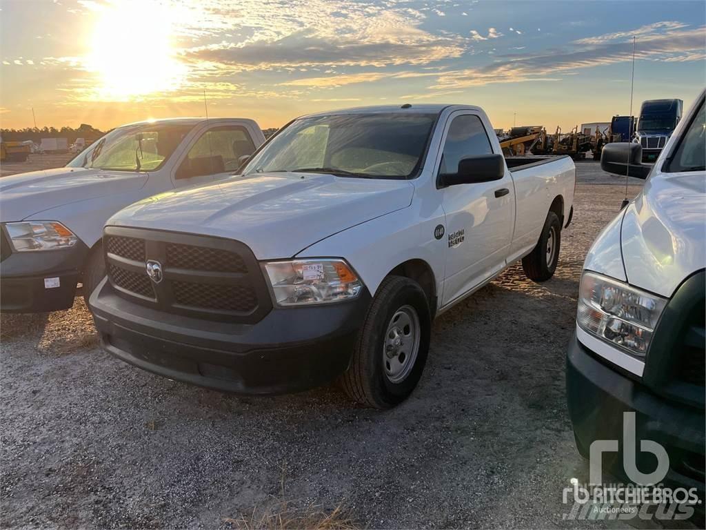 RAM 1500 Pick up de caixa aberta