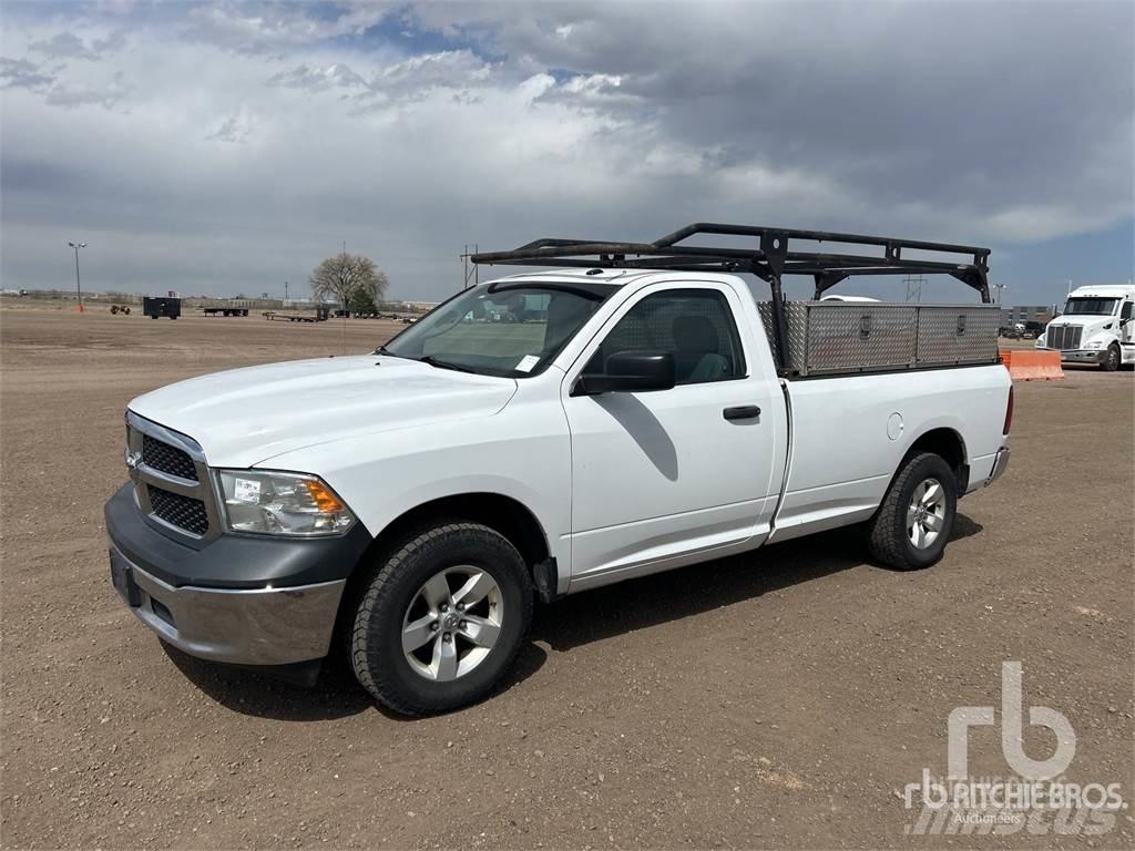 RAM 1500 Pick up de caixa aberta