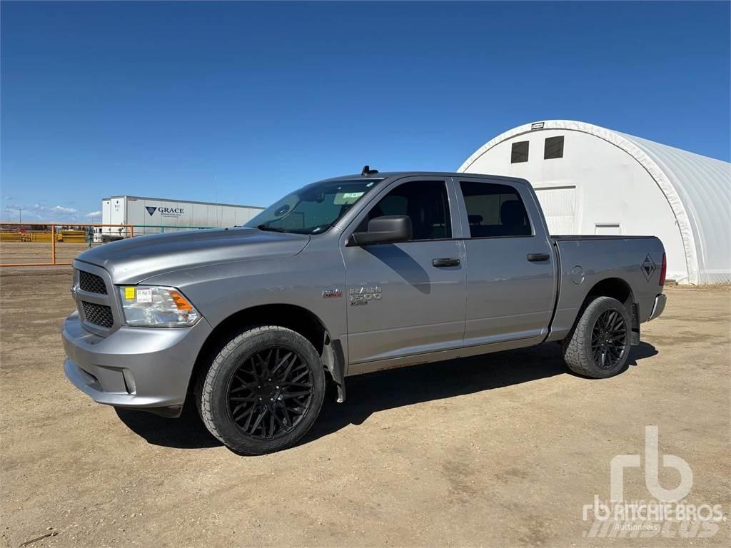 RAM 1500 Pick up de caixa aberta