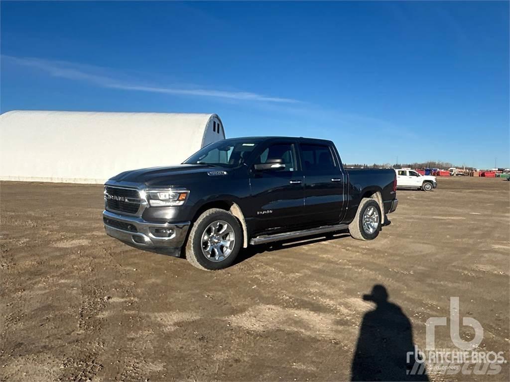 RAM 1500 Pick up de caixa aberta
