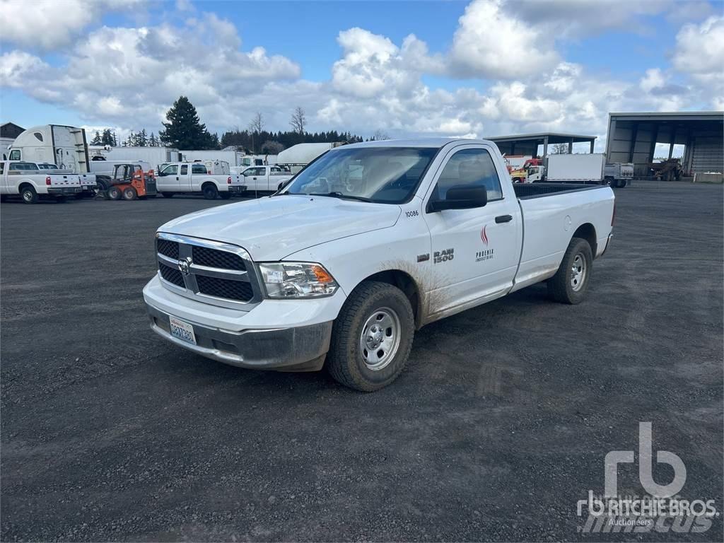 RAM 1500 Pick up de caixa aberta