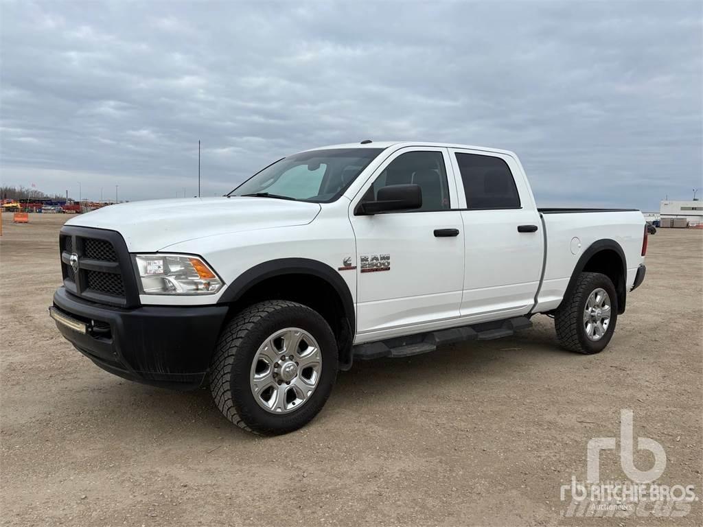 RAM 1500 Pick up de caixa aberta