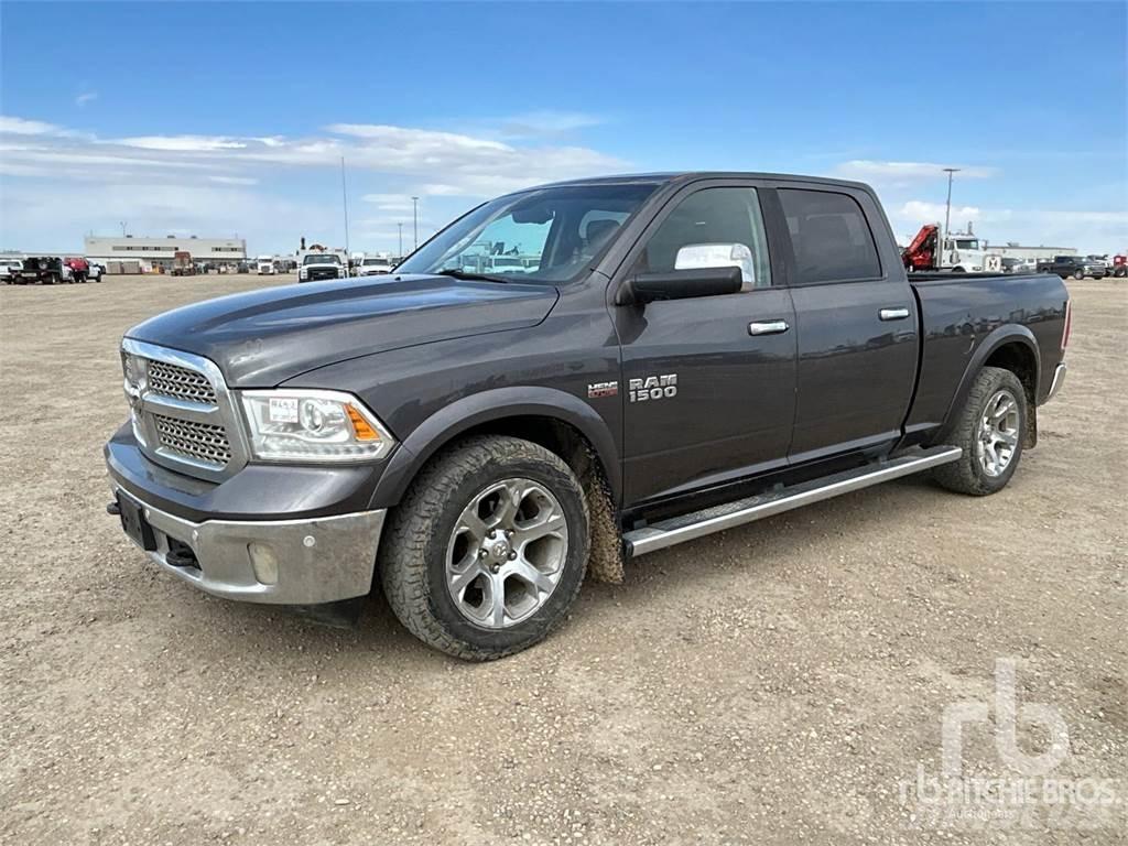 RAM 1500 Pick up de caixa aberta