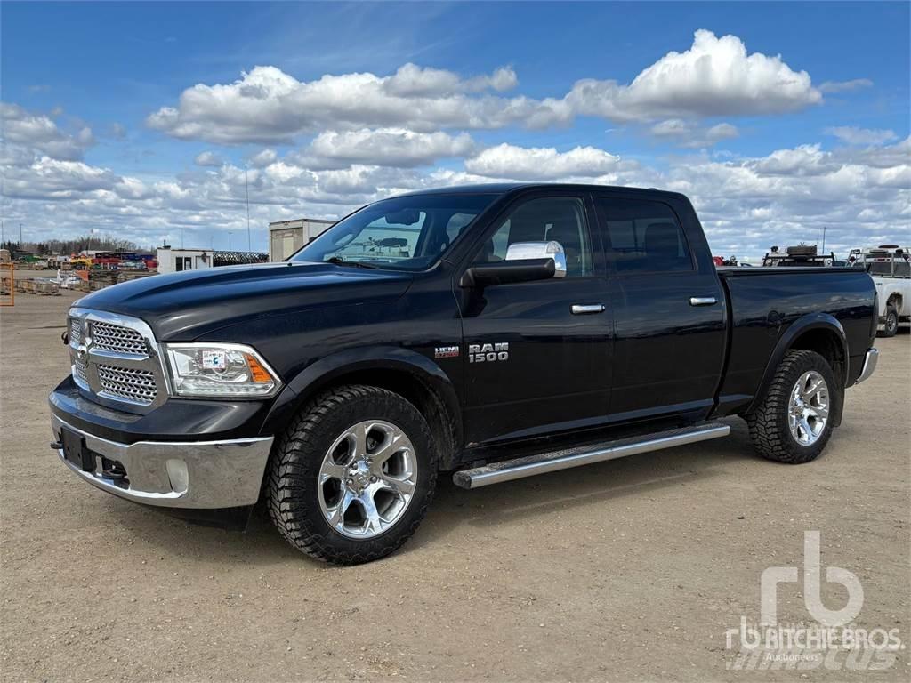 RAM 1500 Pick up de caixa aberta