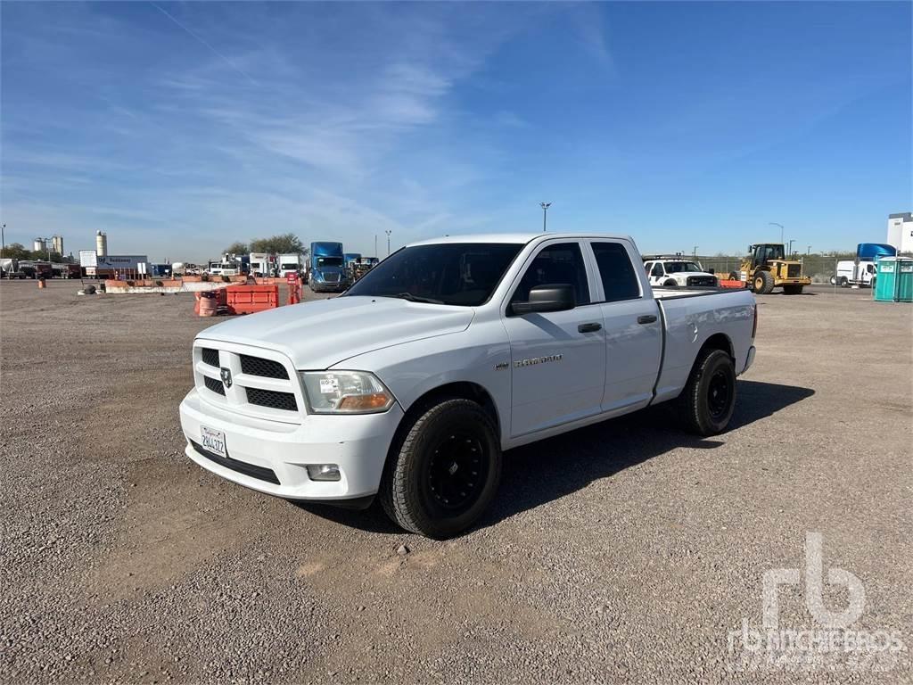 RAM 1500 Pick up de caixa aberta