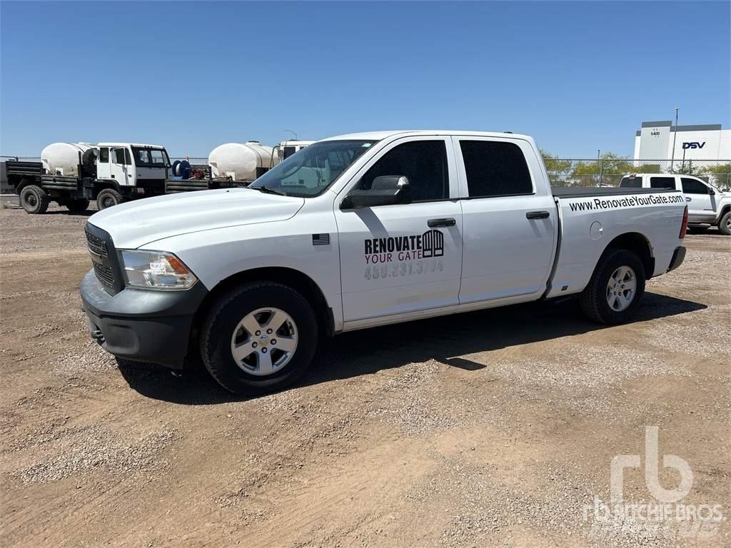 RAM 1500 Pick up de caixa aberta