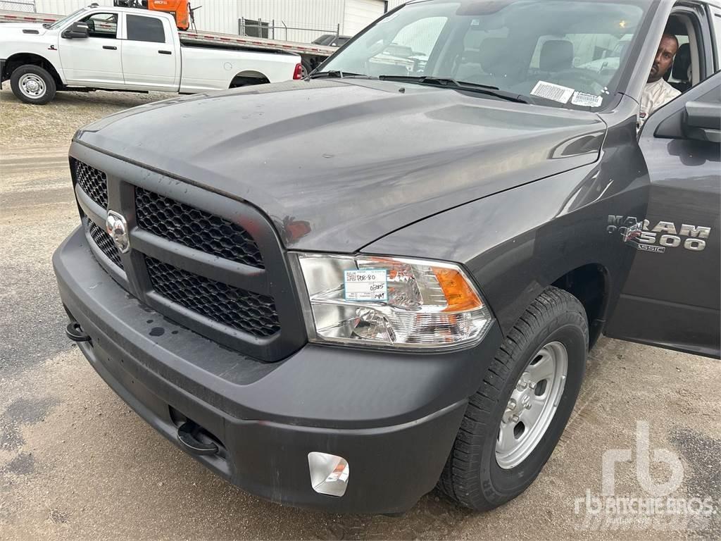 RAM 1500 Pick up de caixa aberta