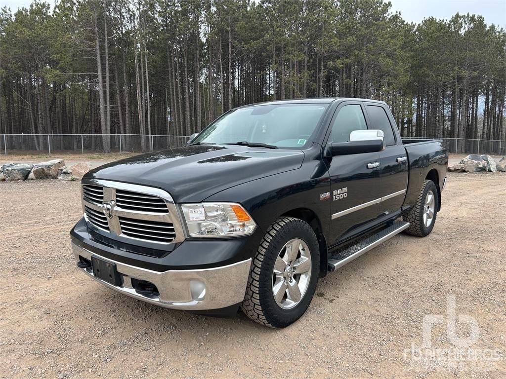RAM 1500 Pick up de caixa aberta