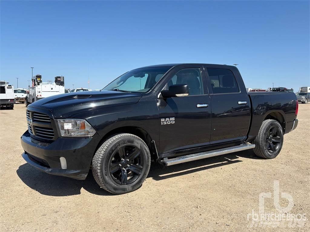 RAM 1500 Pick up de caixa aberta