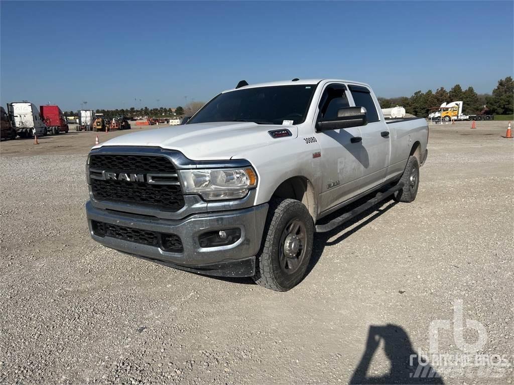 RAM 2500 Pick up de caixa aberta