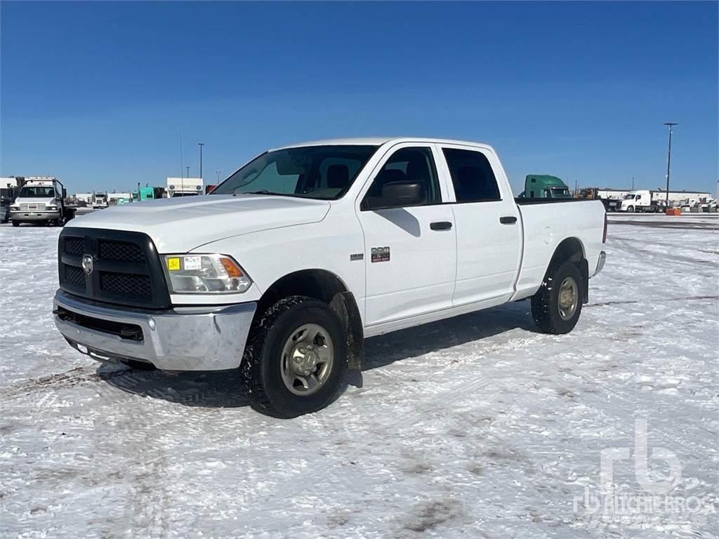 RAM 2500 Pick up de caixa aberta