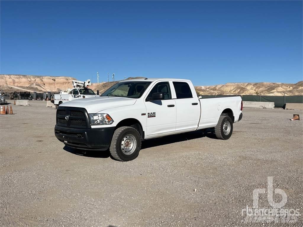 RAM 2500 Pick up de caixa aberta