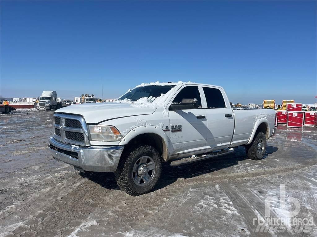 RAM 2500 Pick up de caixa aberta
