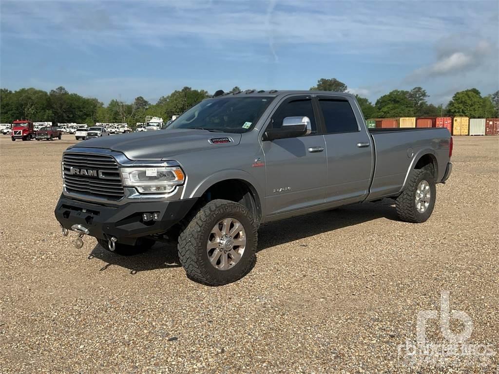 RAM 2500 Pick up de caixa aberta