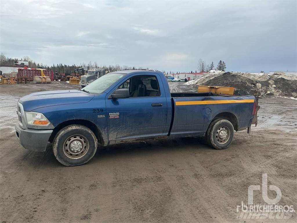 RAM 2500 Pick up de caixa aberta