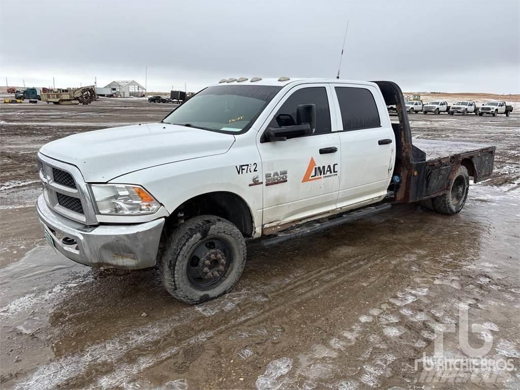 RAM 3500 Camiões estrado/caixa aberta