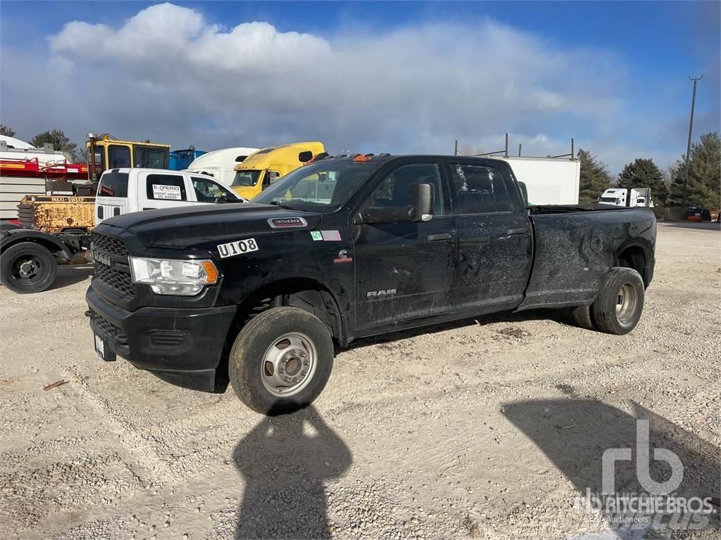 RAM 3500 Pick up de caixa aberta