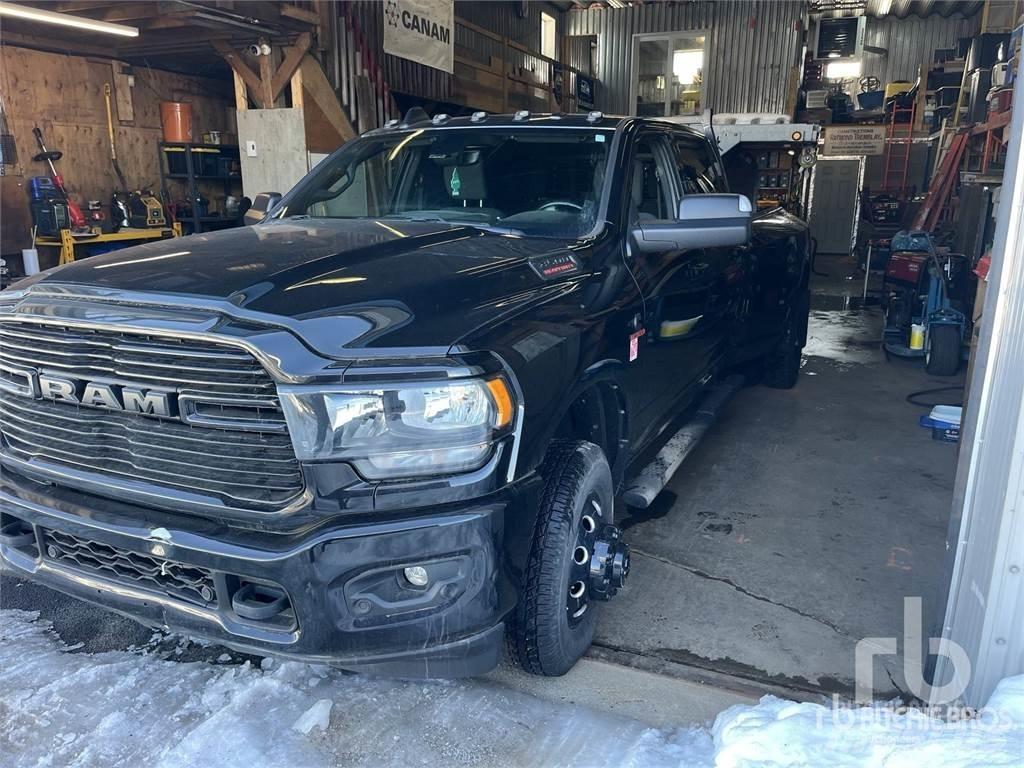 RAM 3500 Pick up de caixa aberta