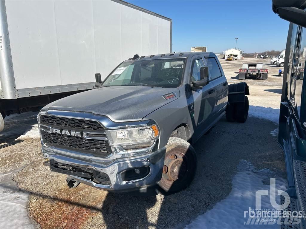RAM 3500 Pick up de caixa aberta