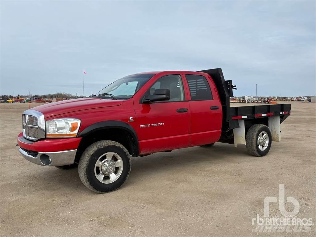 RAM 3500 Camiões estrado/caixa aberta