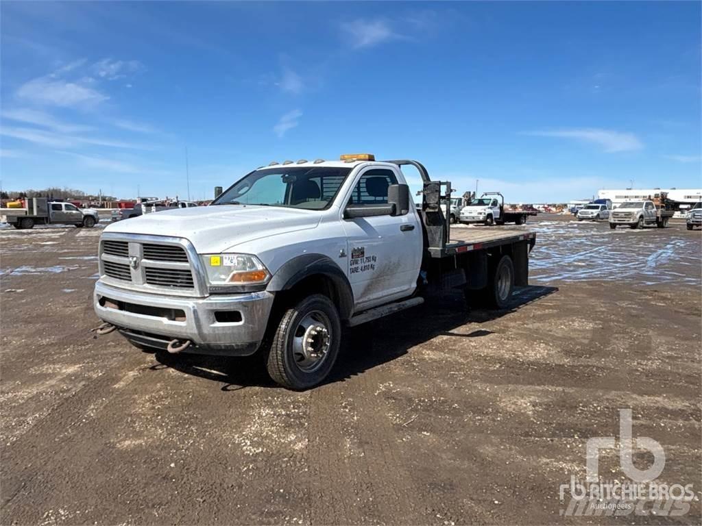 RAM 5500 Camiões estrado/caixa aberta
