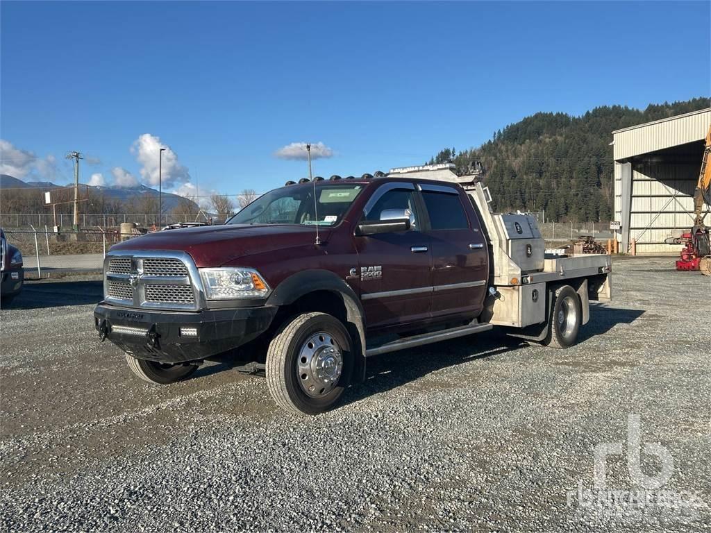RAM 5500 Camiões estrado/caixa aberta