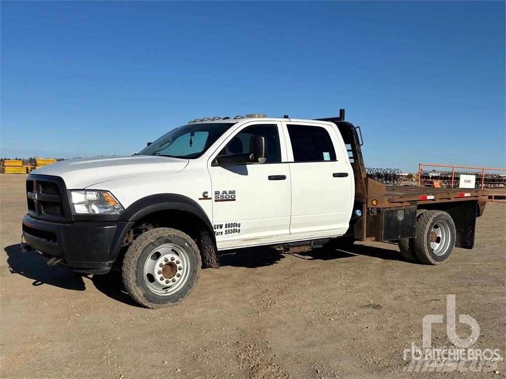 RAM 5500 Camiões estrado/caixa aberta