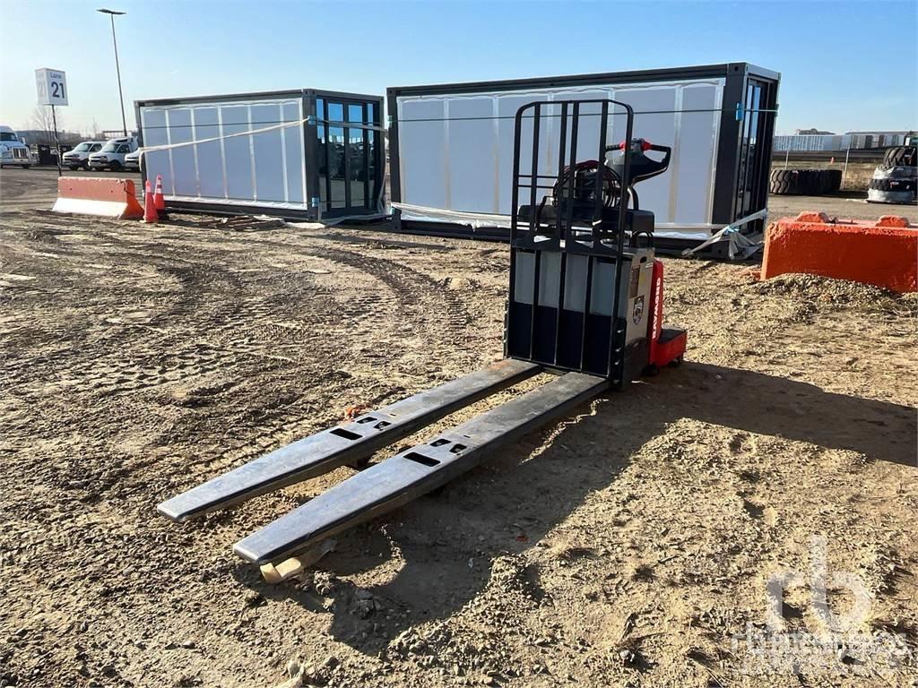 Raymond 8410 Racks para paletes