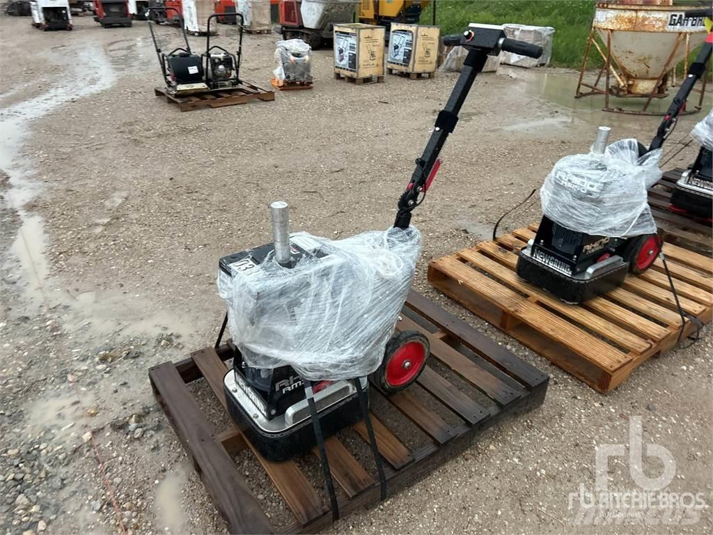 Rhino RM350 Construção - Outros
