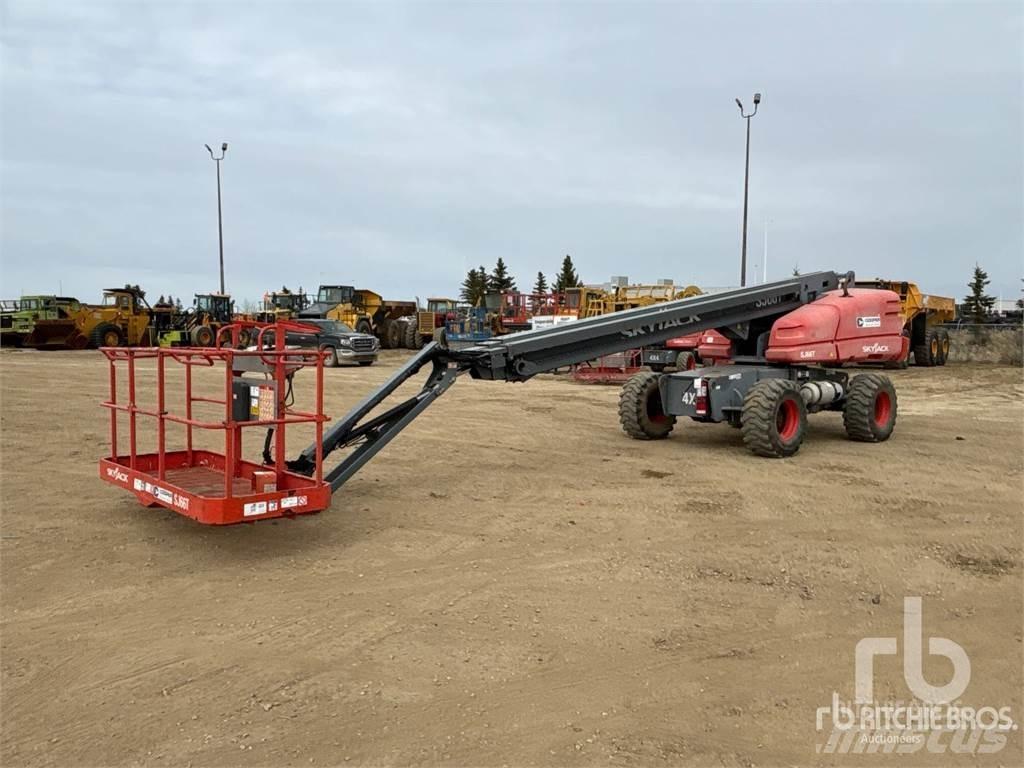 SkyJack SJ66T Elevadores braços articulados