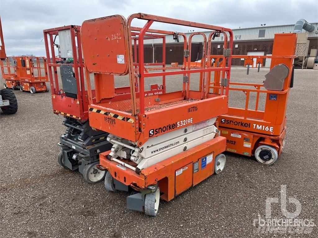 Snorkel S3219E Elevadores braços articulados