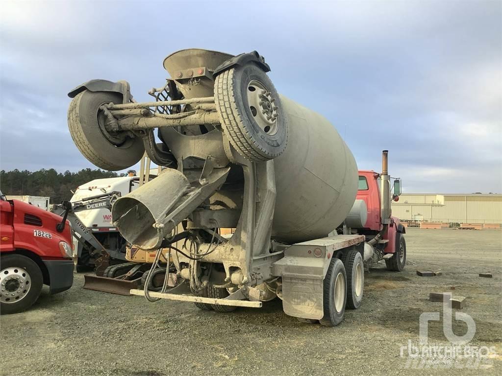 Sterling L9500 Caminhões de betonagem