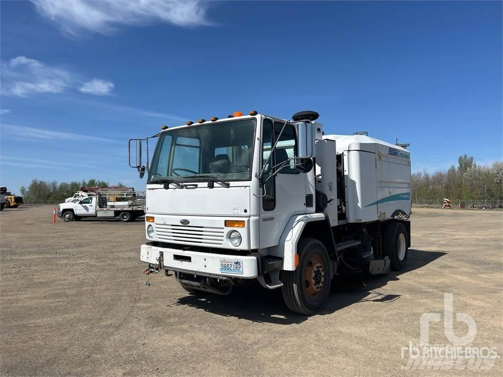 Sterling SC8000 Camiões varredores