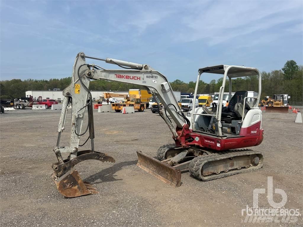 Takeuchi TB240 Miniescavadeiras