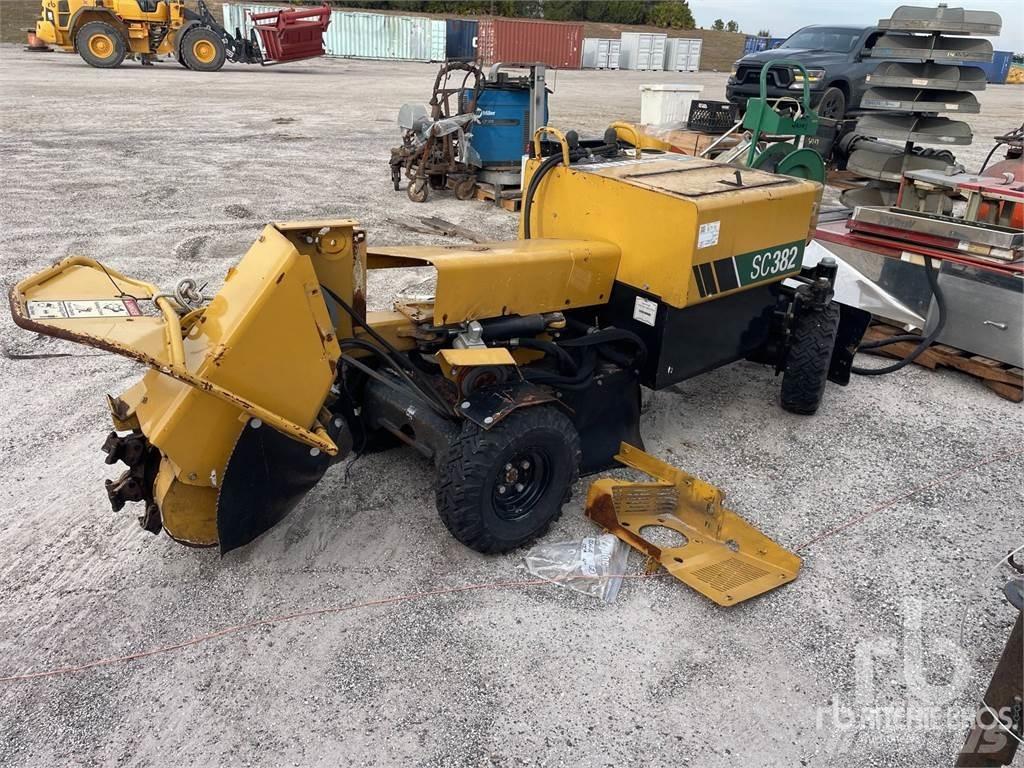 Vermeer SC382 Moedores de coto