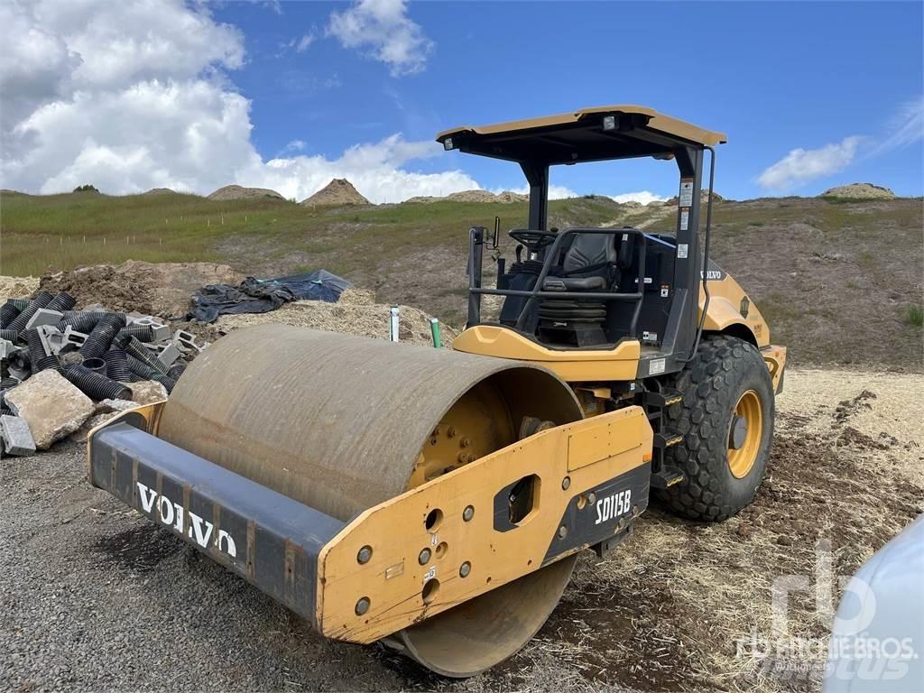 Volvo SD115B Compactadores para terra
