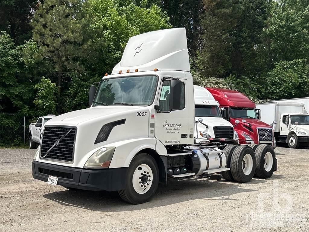 Volvo VNL300 Cavalos Mecânicos