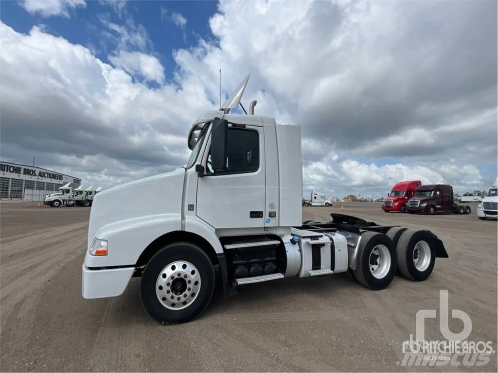 Volvo VNM200 Cavalos Mecânicos