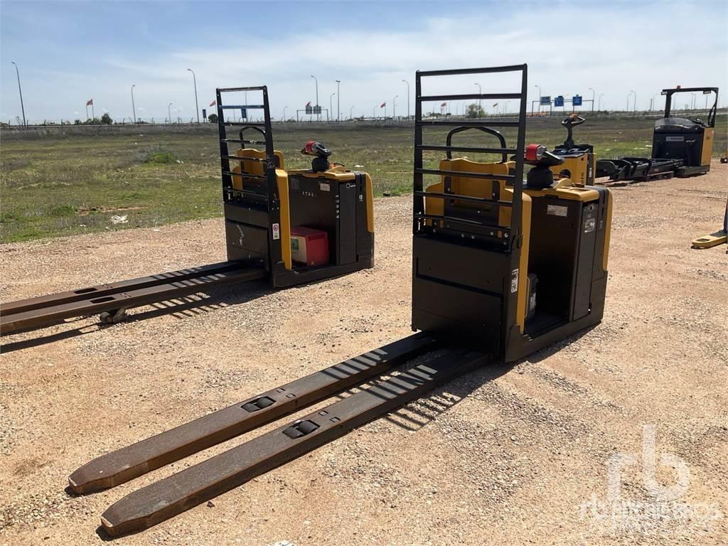 Yale MO20 Racks para paletes