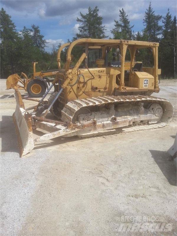 CAT D6D LGP Dozers - Tratores rastos