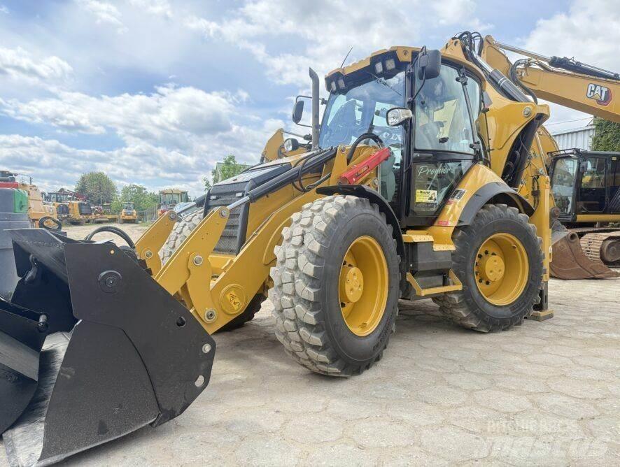 CAT 444F Retroescavadeiras