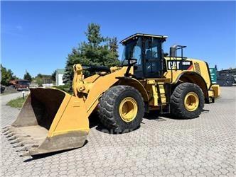 CAT 966M Carregadeiras de rodas