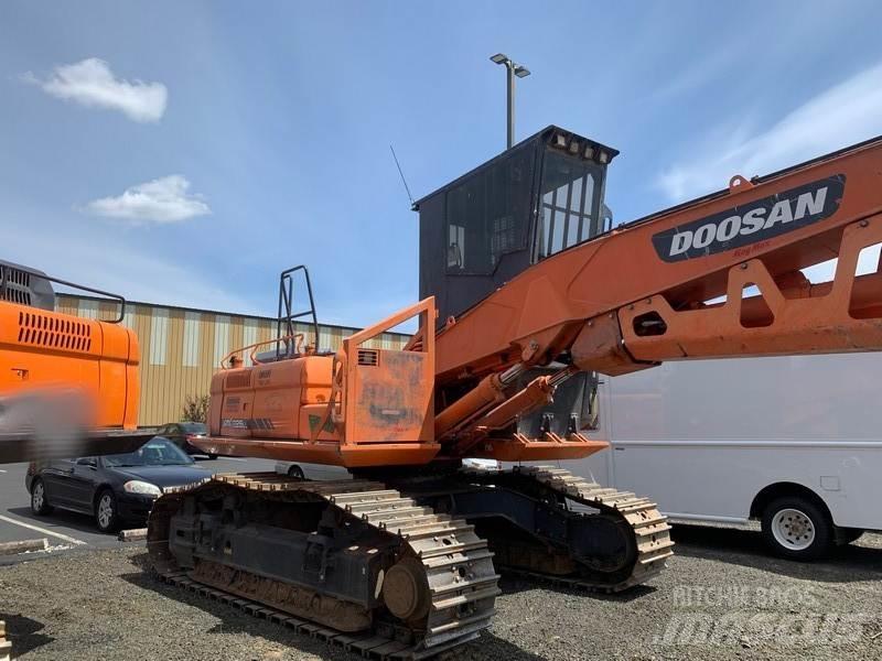 Doosan DX225LL Maquinaria Florestal - Outros
